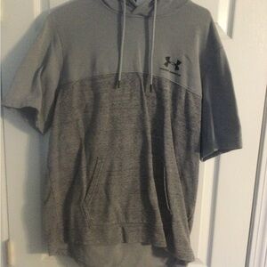 Under Armour Gray Men's Hoodie Shirt